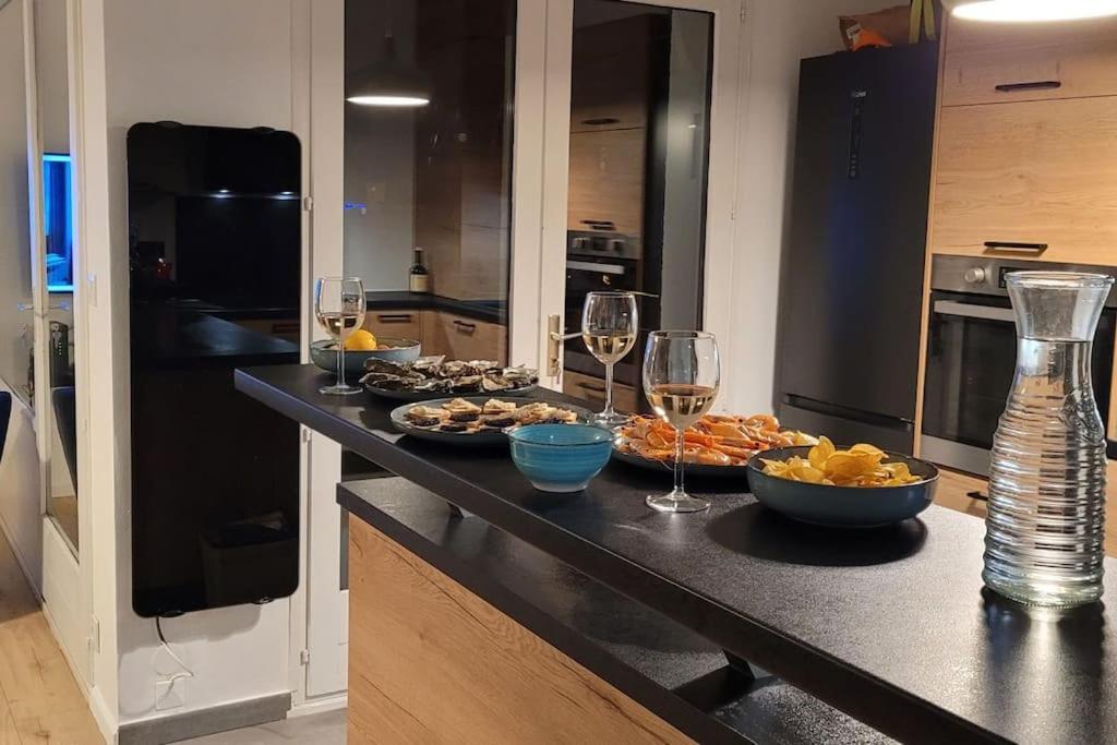 Bel Apt Terrasse A 2 Pas Du Lac 塞夫里耶 外观 照片